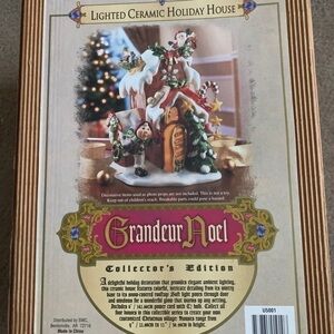 Cgrandeur Noel 2002 ceramic house